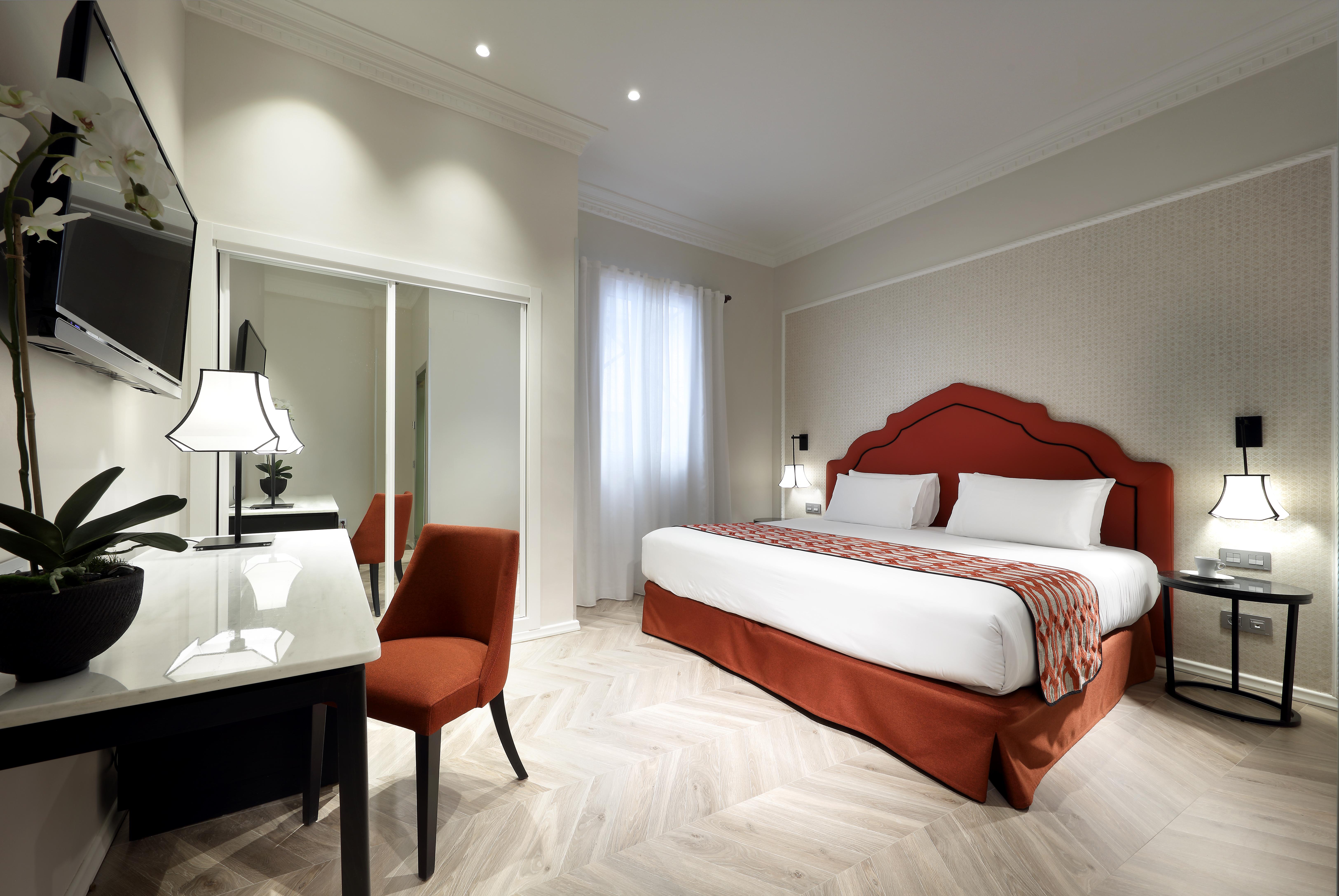 Eurostars Regina Hotel Seville Exterior photo