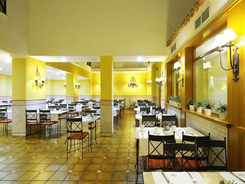 Eurostars Regina Hotel Seville Exterior photo